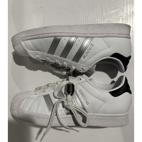 Adidas Superstar Shoes White Metallic Silver Womens Size 6.5 Shoes Trainers - Picture 9 of 11